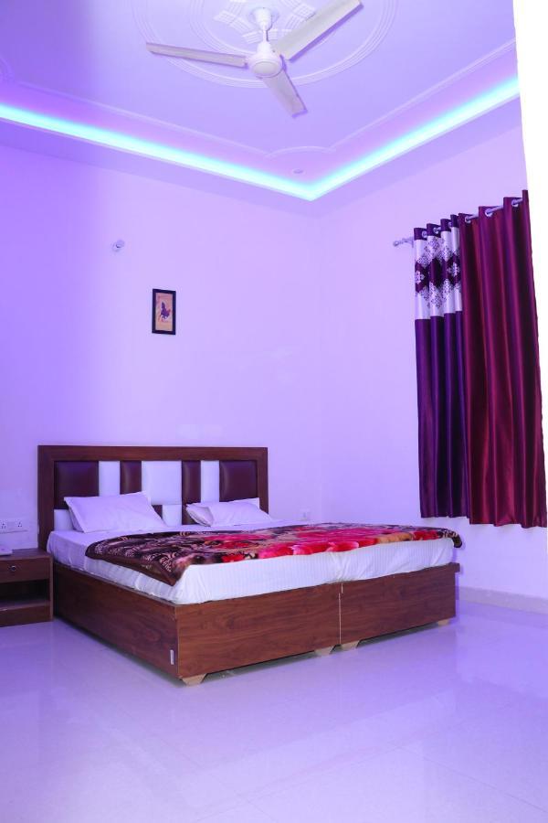 Hotel Kcr Agra (Uttar Pradesh) Zewnętrze zdjęcie
